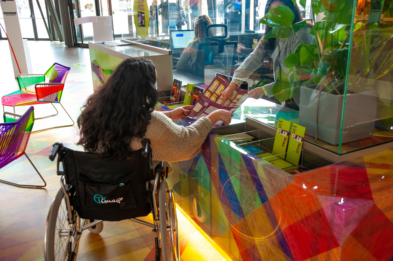 Dostępność w Manufakturze